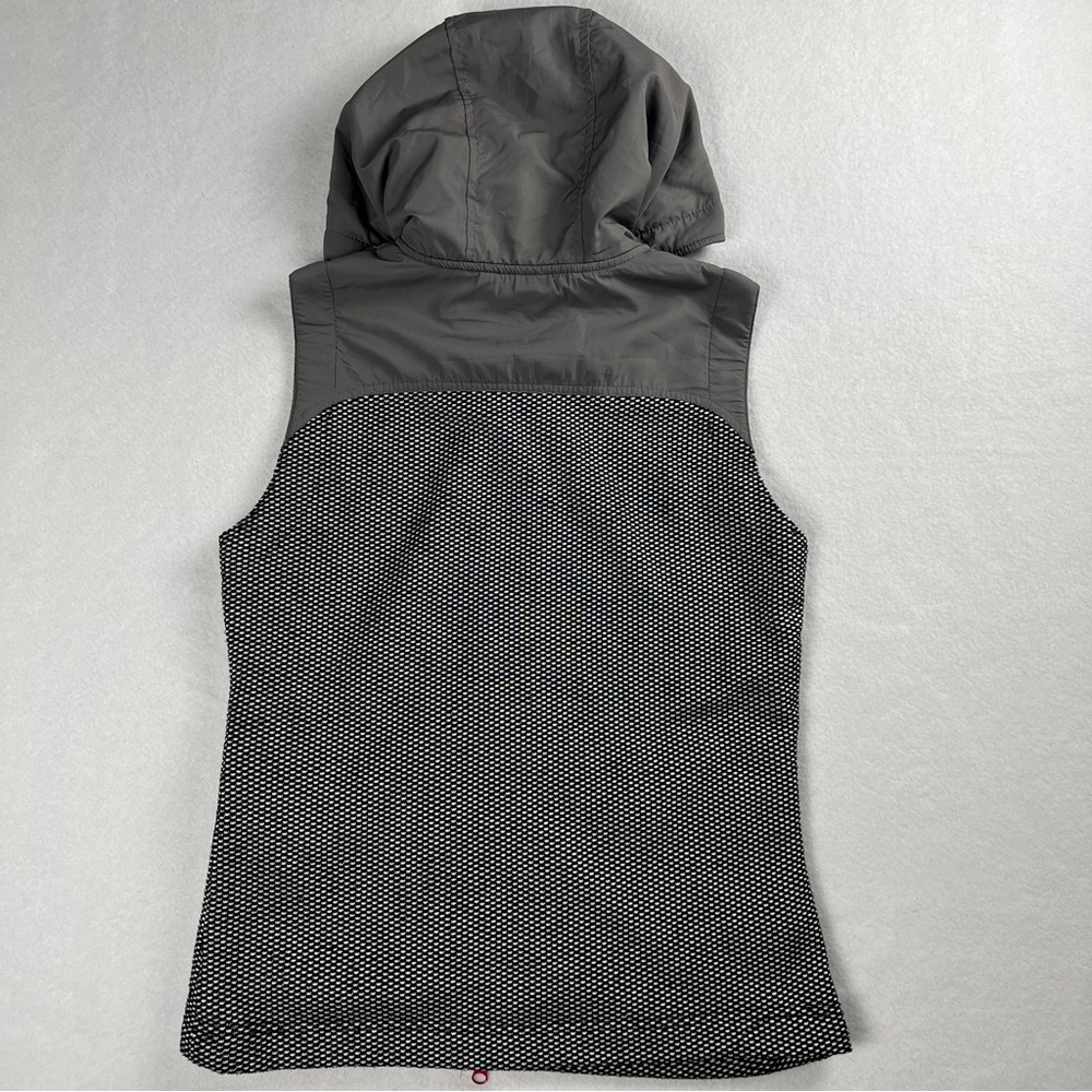 Kavu Women's Hooded Vest Polyester Gray Medium RN#0100460 - Picture 2 of 5